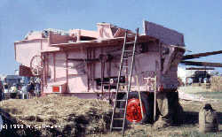 rosafarbene Dreschmaschine