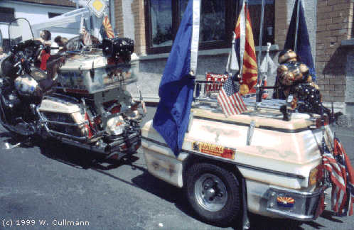 Was in diesem H�nger wohl zu finden ist?